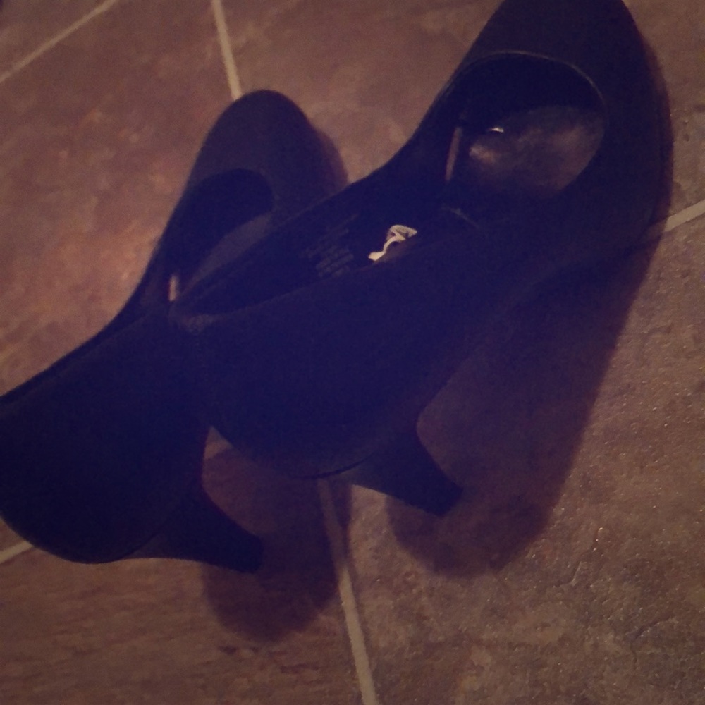 Merona Black Heels